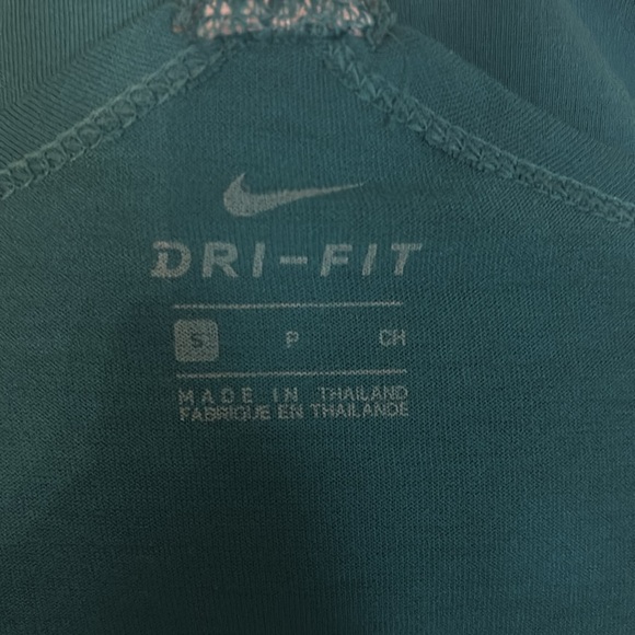 Nike Dri-Fit Tank - Picture 3 of 3